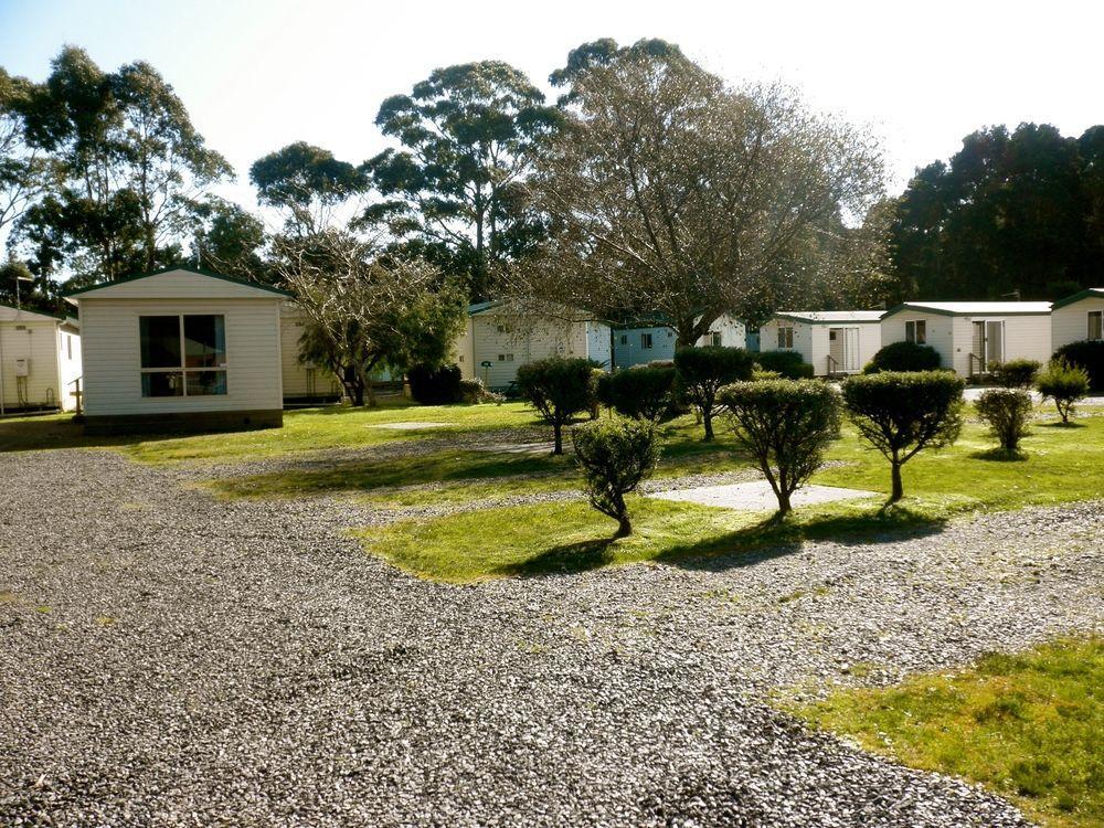 Strahan Beach Tourist Park エクステリア 写真