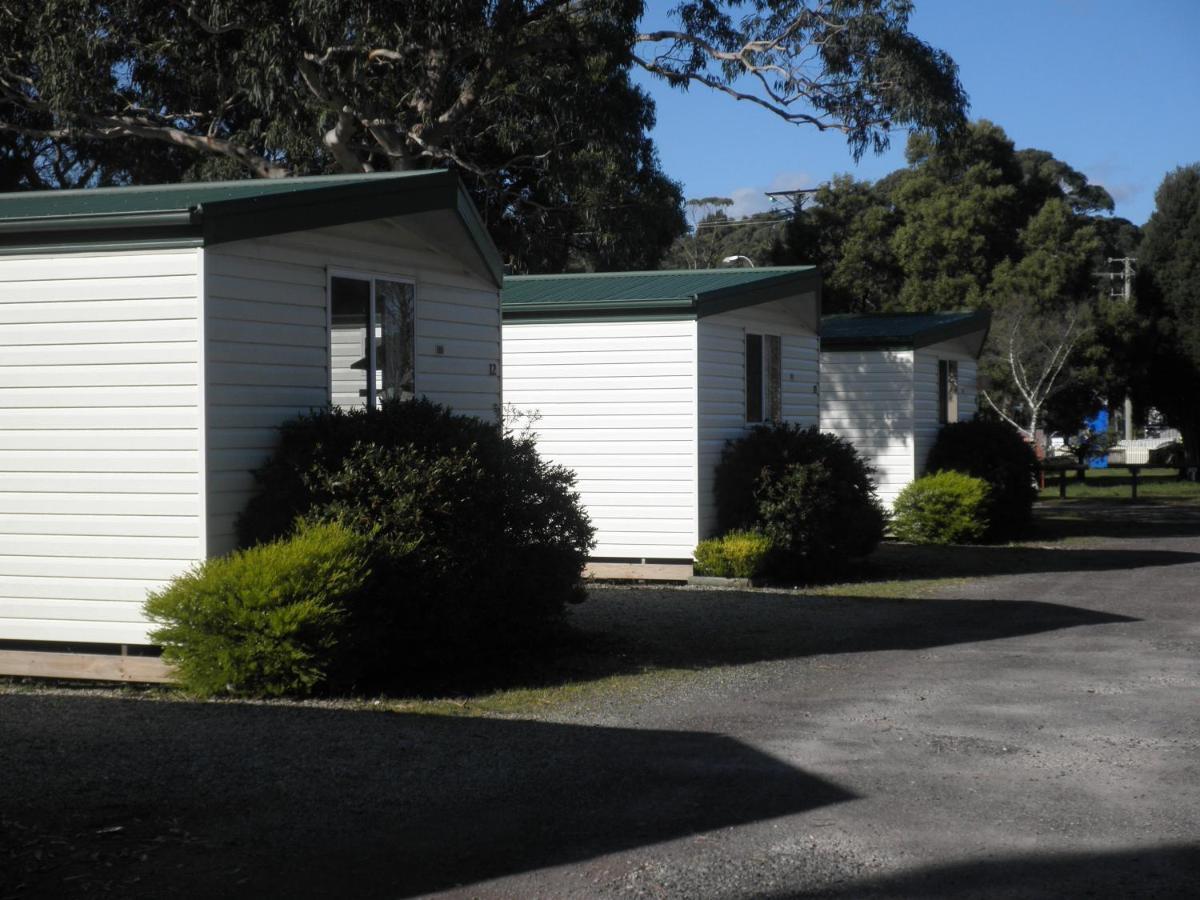 Strahan Beach Tourist Park エクステリア 写真